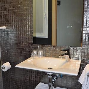 Habitación con Cama King